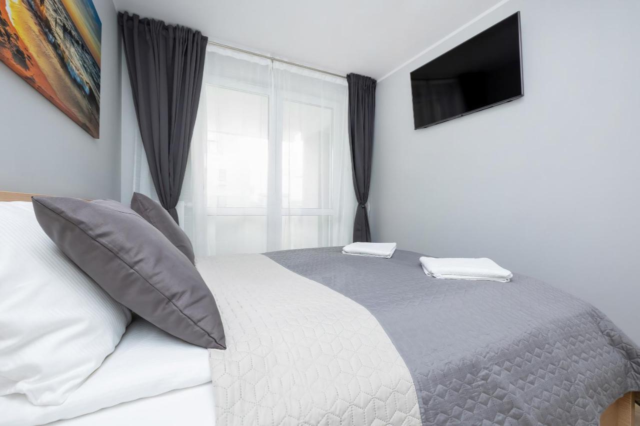 Apartamenty Platany Z Parkingiem By Noclegi Renters Kołobrzeg Kültér fotó