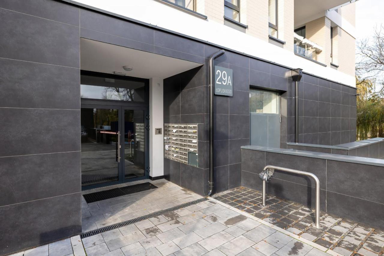Apartamenty Platany Z Parkingiem By Noclegi Renters Kołobrzeg Kültér fotó