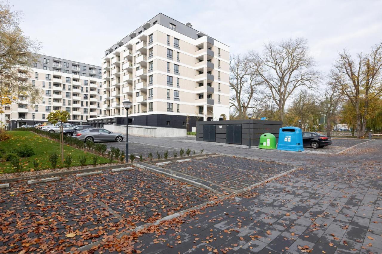 Apartamenty Platany Z Parkingiem By Noclegi Renters Kołobrzeg Kültér fotó