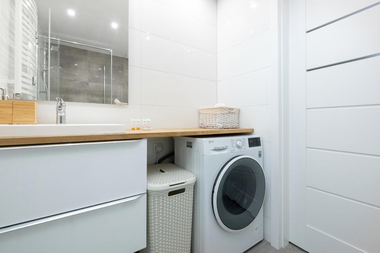 Apartamenty Platany Z Parkingiem By Noclegi Renters Kołobrzeg Kültér fotó